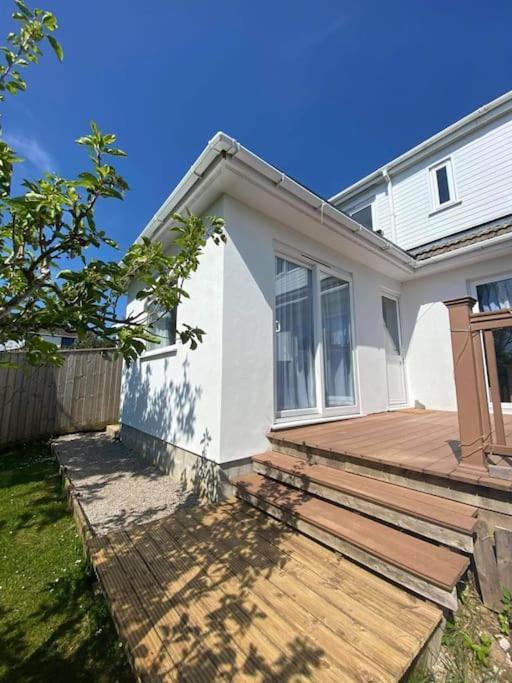 Dingley Dell - Superb Location For Truro In Private Accommodation Perranwell Exteriör bild