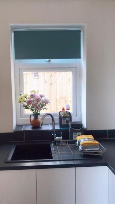 Dingley Dell - Superb Location For Truro In Private Accommodation Perranwell Exteriör bild