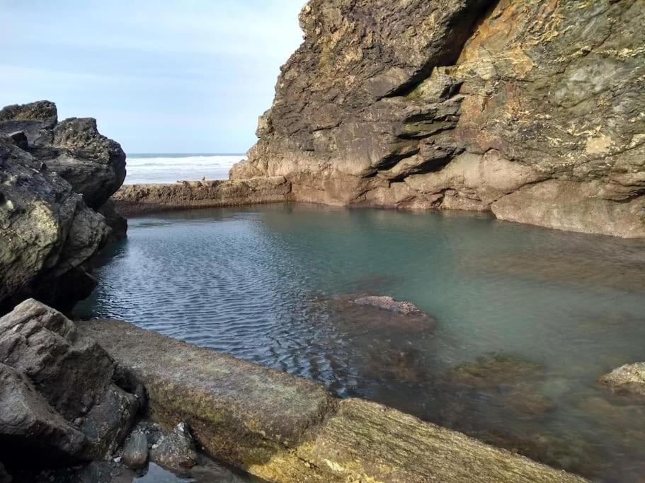 Dingley Dell - Superb Location For Truro In Private Accommodation Perranwell Exteriör bild